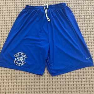 XL Nike Kentucky Basketball Shorts